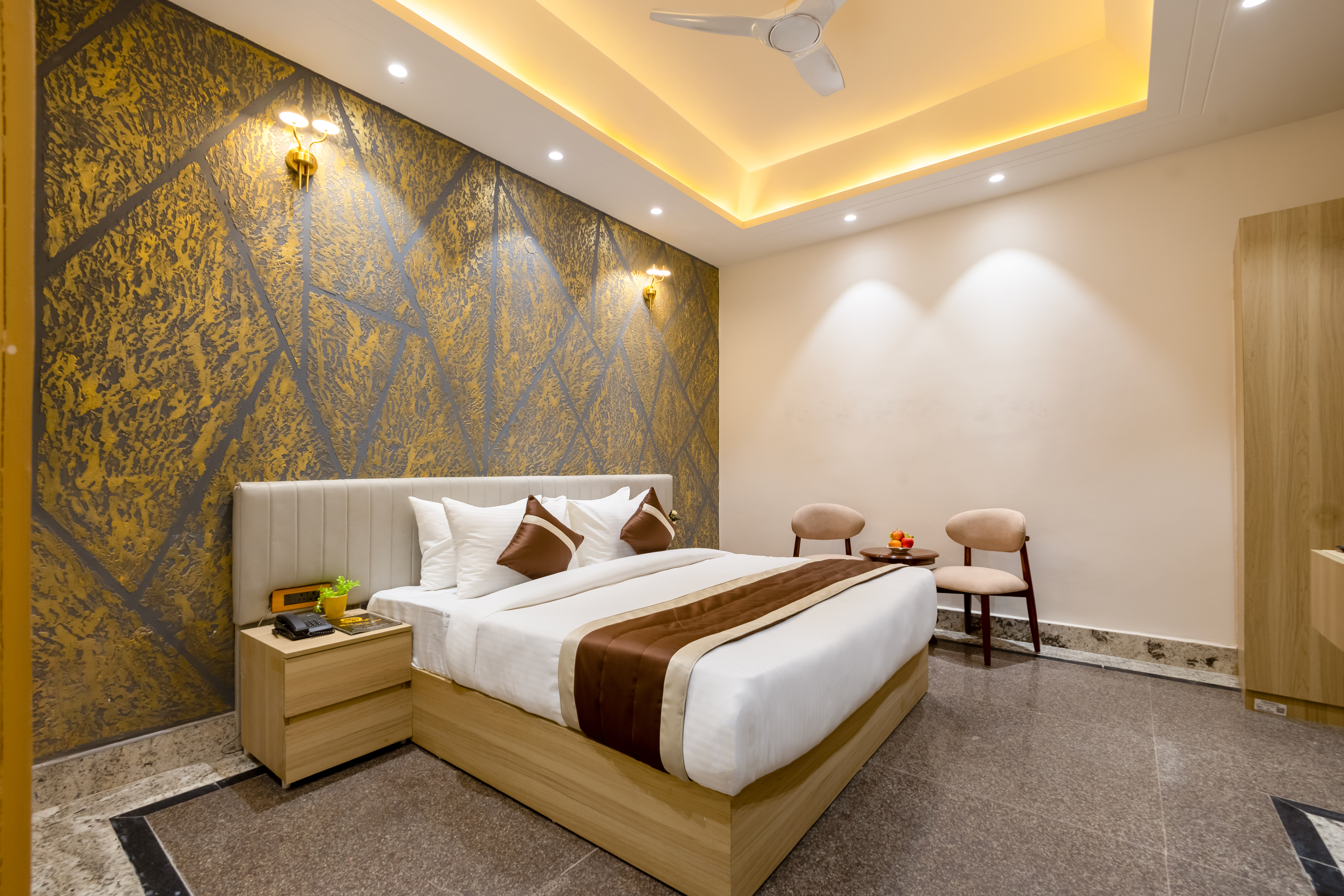 Executive Suite at Hotel Silver Star, Greater Noida